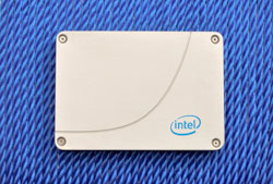 Intel_SSD_Rope_1206