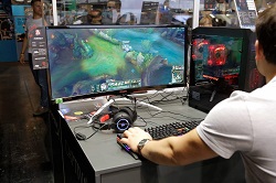 AOC na Gamescom250px